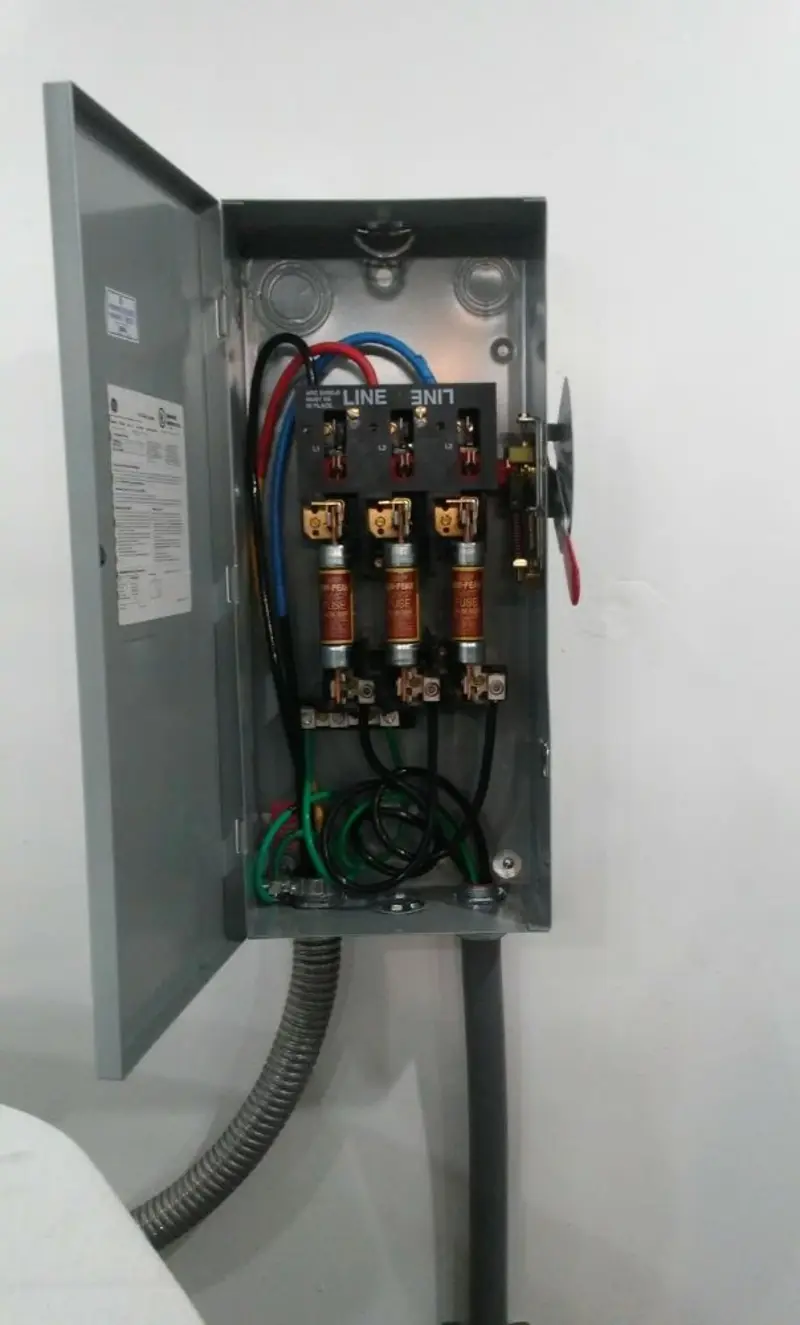 Three-phase disconnect switch installed for Electrical Wiring & Rewiring in East Hempfield
